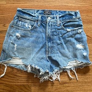 Cute jean shorts